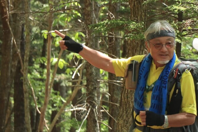 Apoi-dake Private Hiking with Guided Commentary - The first climb and the cultivation facility