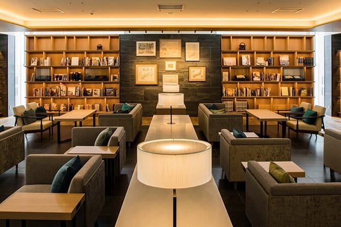 Art Tour & Cafe Time at the Airport Premium Hotel - Key Points to Know Before Booking