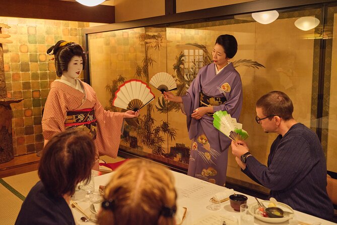 Extraordinary Geisha Experience and Private Hokkaido Dinner - Choosing between the four restaurant settings