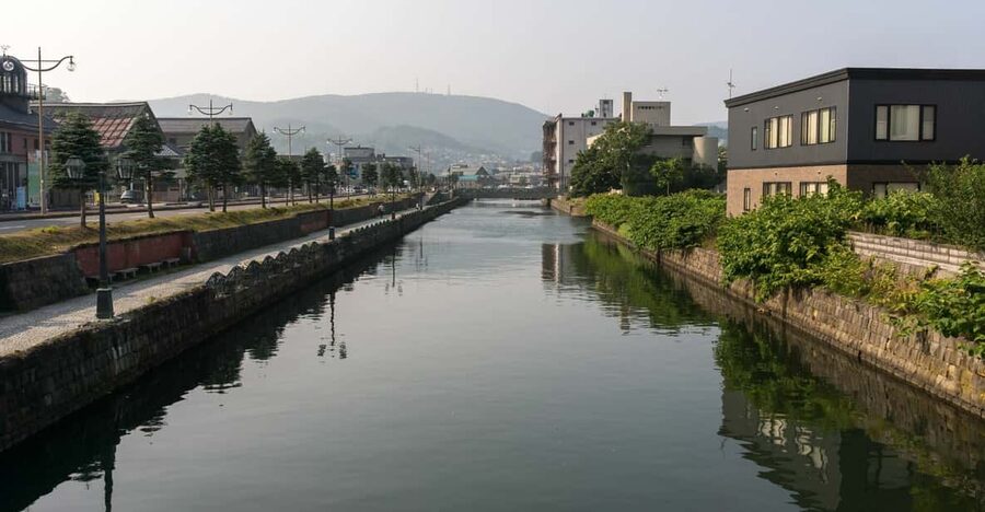 From Sapporo: Private Day Trip to Otaru - The train from Sapporo sets the pace