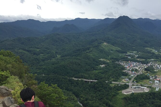Green Season Half Day Hikes in Sapporo and Hokkaido with Onsen - Choosing a Hokkaido trail