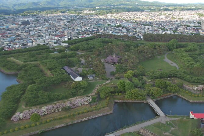Hakodate Exploration Tour with Private Guide - What public transportation adds to the day