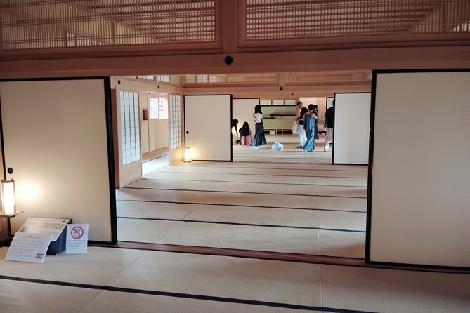 Hakodate: Goryokaku Star Fort & Tower Guided History Tour - Seeing the whole fort from Goryokaku Tower