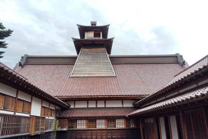 Hakodate: Goryokaku Star Fort & Tower Guided History Tour - Is $122.65 a fair price?