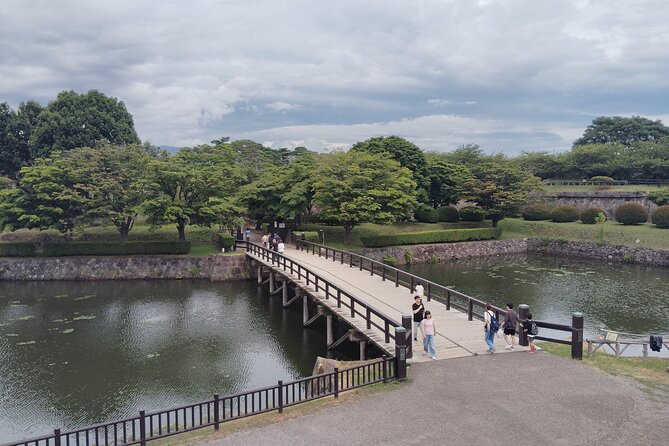 Hakodate: Goryokaku Star Fort & Tower Guided History Tour - Choosing your starting point in Hakodate