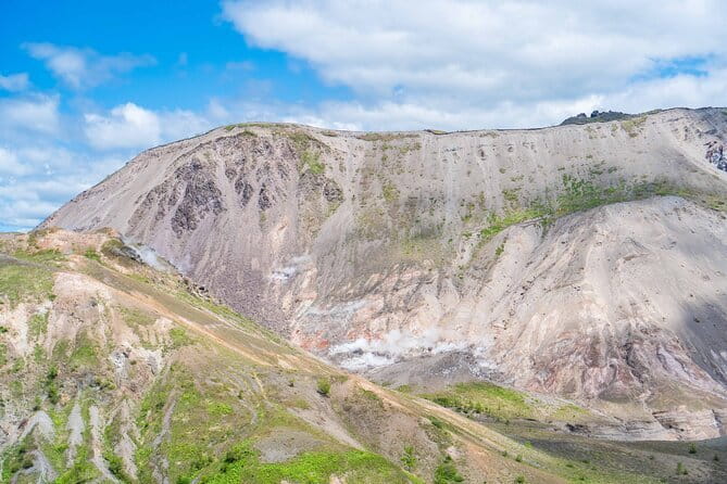 Hike Mt. Usu and visit Lake Toya Day Tour - Who will get the most from this tour