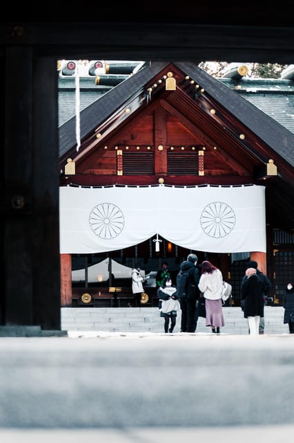 Hokkaido 10-hour chartered day trip| Sapporo - Tanukikoji Shopping Street brings the food focus