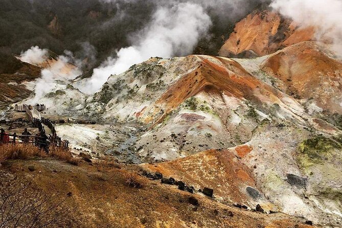 Hokkaido Day Tour Lake Toya, Hell Valley, and Mount Yotei Views - Why this Hokkaido day tour works