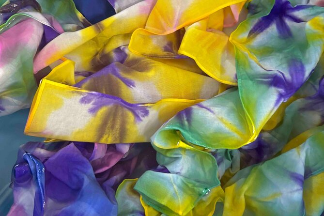 Hokkaido Dye Experience Make Most Memorable Trip by Dyeing - Making a Furoshiki at Noguchi Senpo