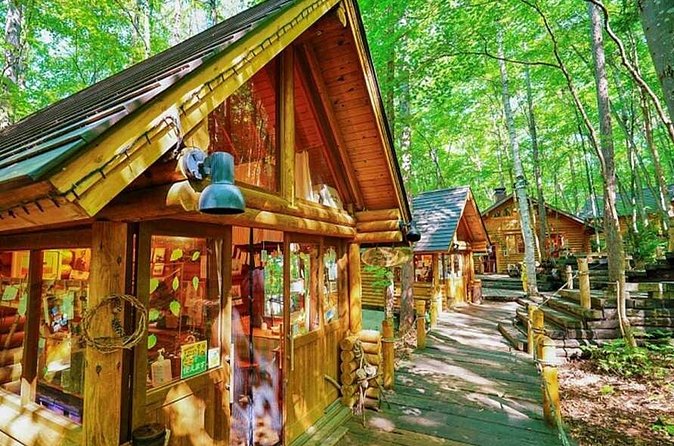 Hokkaido Flowers and Blue Pond Tour - The turquoise water of Biei Blue Pond