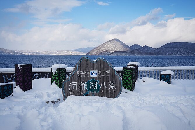 Hokkaido: Lake Toya, Bear Ranch and Sapporo Otaru Full Day Tour - Noboribetsu and the steaming ground