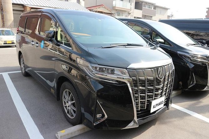 Hokkaido Private Car Service – Toyota Alphard with Driver - Who should book this private Hokkaido car?
