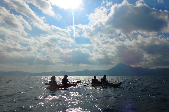Japan's No. 1 Water Quality National Lake Shikotsu, Hokkaido's first landing clear kayak tour difficulty level (medium) - Who Should Book This Clear Kayak Tour