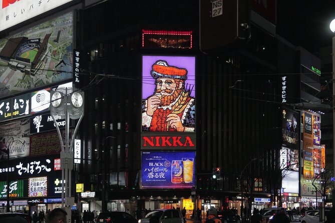 Local Bar Hopping Tour in Sapporo - What the guide adds to the evening