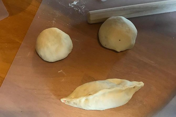 Make Piroshki in Hakodate and Visit Hidden Spots While Baking - Why Hakodate piroshki makes sense here