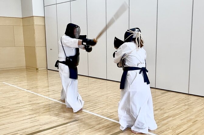 Nakashibetsu Kendo Martial Arts Class Experience - Learning the bamboo sword basics