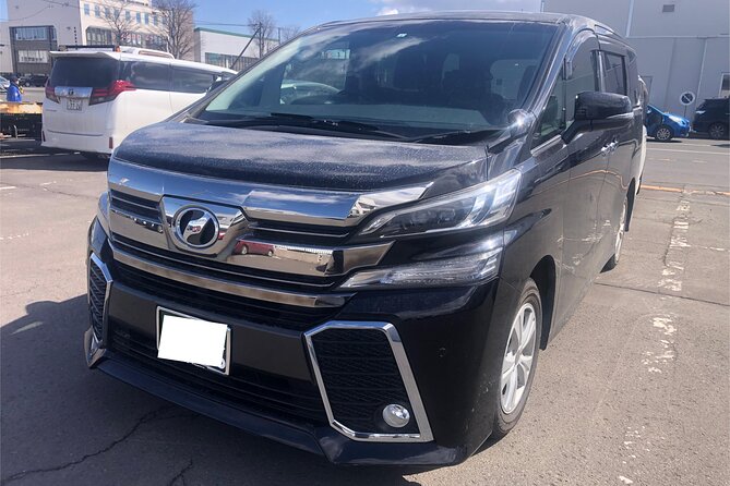 Niseko ⇔ New Chitose Airport Private Transfer | Licensed Driver - A Warm Ride for Families and Small Groups