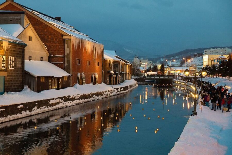 Otaru: Private Guided Walking Tour with Local Guide - Tasting Otaru at Sankaku Ichiba