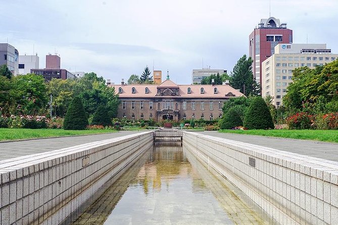 Private Tour - Sapporo Western Architecture for Photo Lovers - Hokkaido University’s quieter buildings