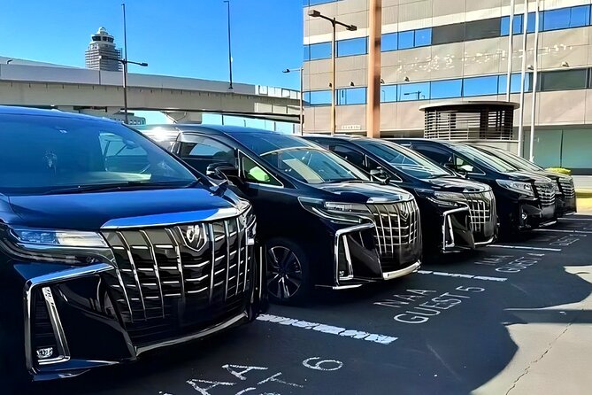 Private Transfer New Chitose Airport to Sapporo City Roundtrip - The airport pickup at New Chitose