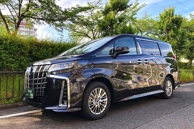 Private Transfer New Chitose Airport to Sapporo City Roundtrip - Vehicle size and luggage limits