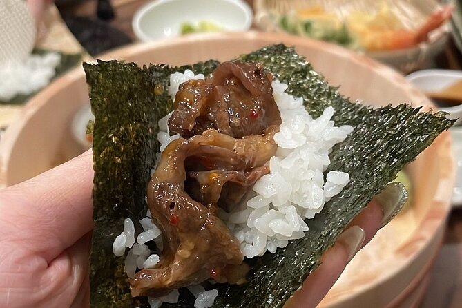 Recommended for familiesExperience of casual sushi!!Hand-rolled sushi experience of Hokkaido ingredients! - Premium add-ons: sea urchin and Hokkaido wagyu