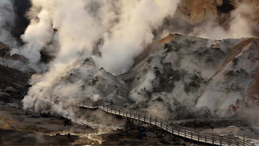 Sapporo: Hokkaido, Noboribetsu and Lake Toya Day Tour - Key points at a glance