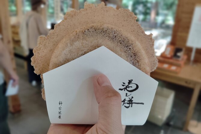 Sapporo: Hokkaido Shrine Tour with Rituals, History & Sweets - Drawing the Ezo Squirrel Omikuji