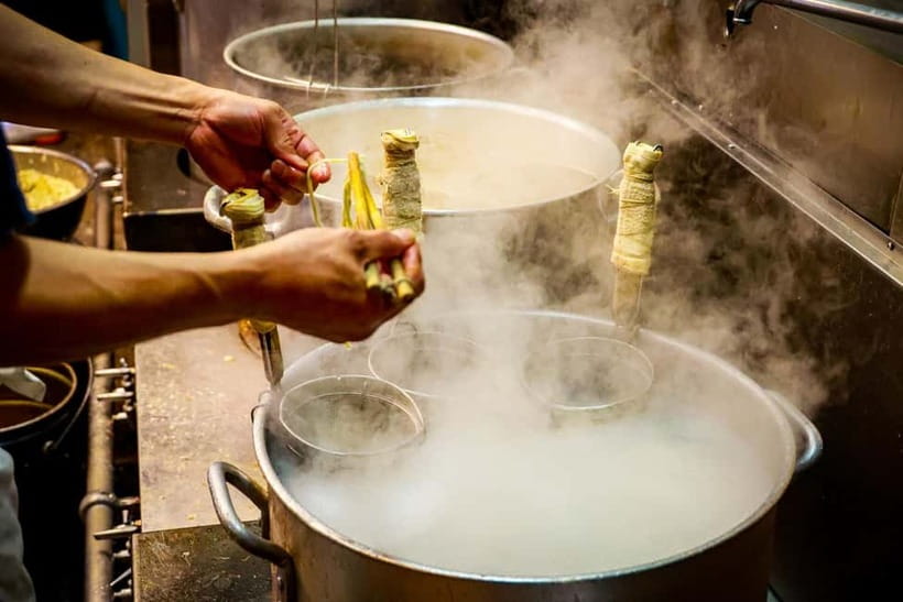 Sapporo: Night Ramen Crawl Through the Famous Yokocho Alley - Should you book this Sapporo ramen tour?