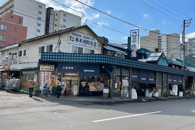 Sapporo: Nijo Market Guided Tour with Seafood Meal - The included seafood meal