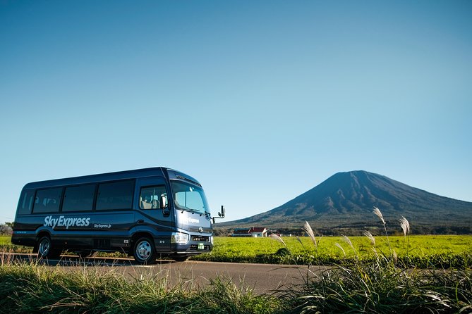 SkyExpress Private Transfer:New Chitose Airport - Sapporo(15 Pax) - How the $494.27 group price works
