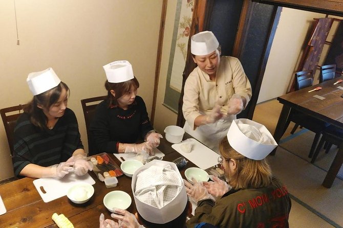 Taught by a professional! Making sushi with Hakodate's Fresh Fish - The restaurant location and Hakodate sightseeing area