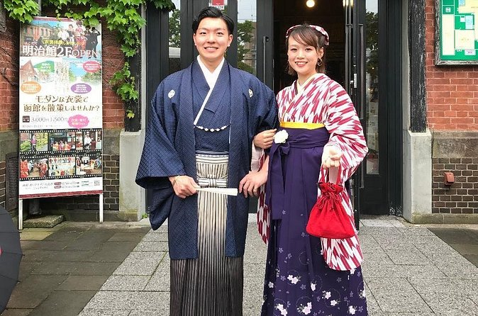 Time Slip Experience in Hakodate With Kimono “Hakama” - Who Will Enjoy This Most